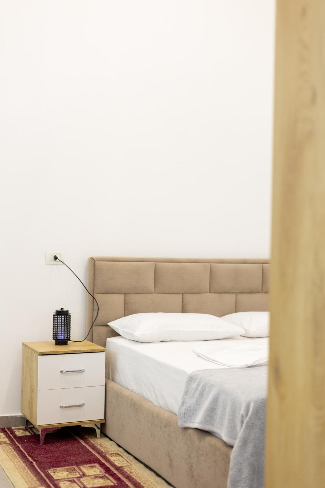 Free Parking Sudio Tirana Apartment Exterior photo