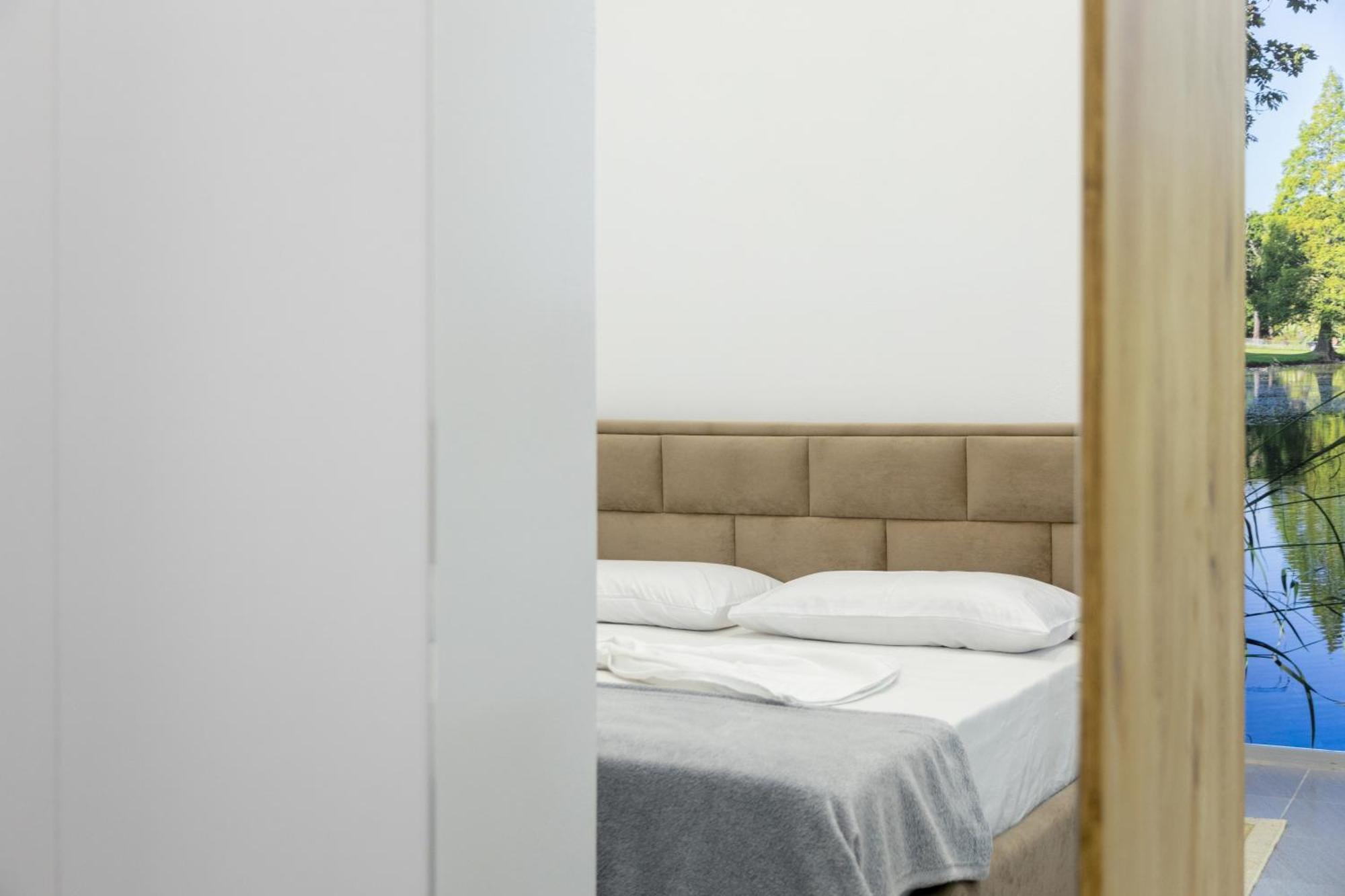 Free Parking Sudio Tirana Apartment Exterior photo